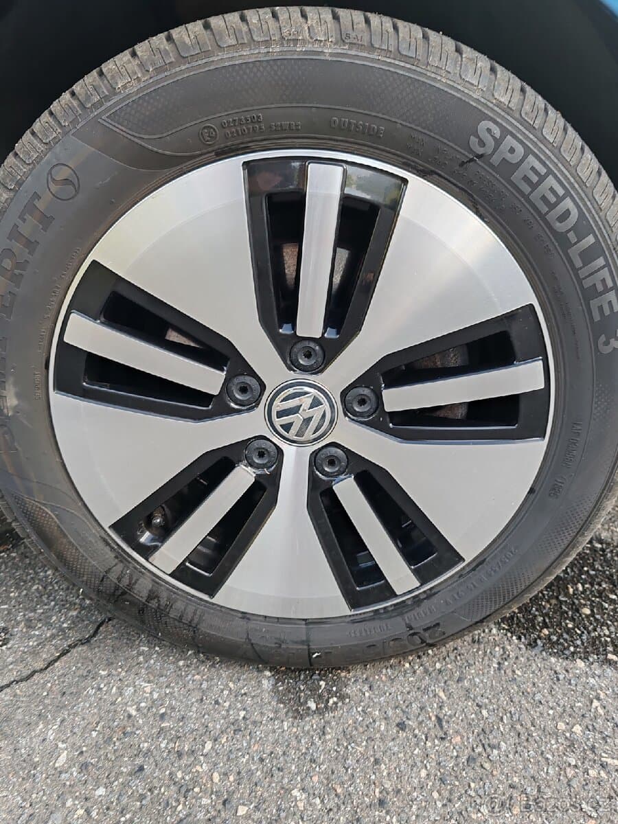 2015 Volkswagen GOLF - 8