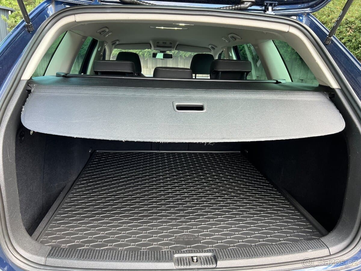 2012 Volkswagen GOLF - 8