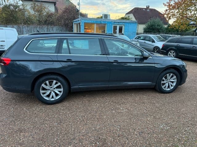 2021 Volkswagen PASSAT - 8