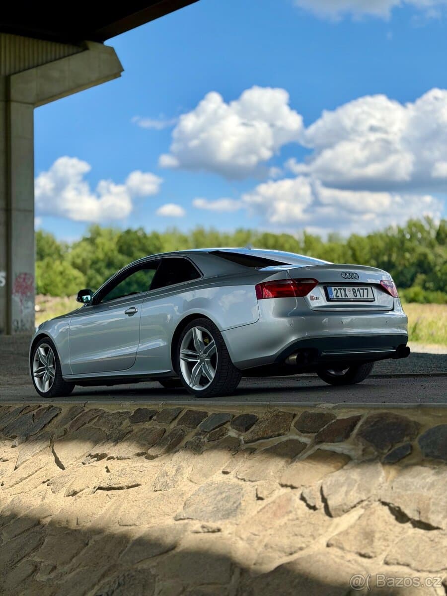 2007 Audi S5 - 8