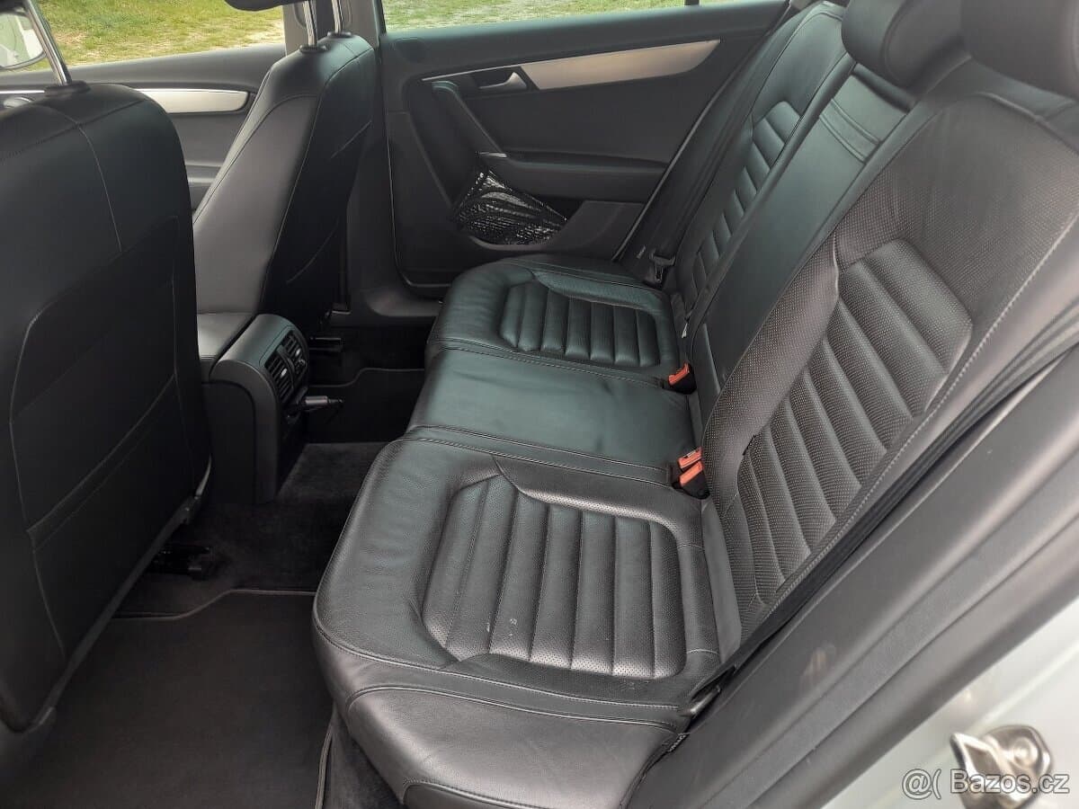 2014 Volkswagen PASSAT - 8