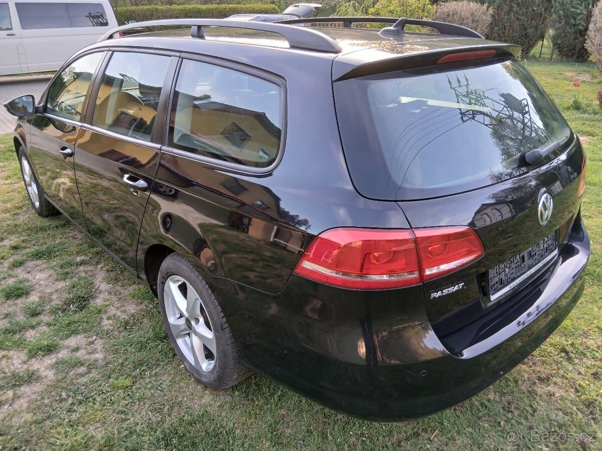 2014 Volkswagen PASSAT - 8