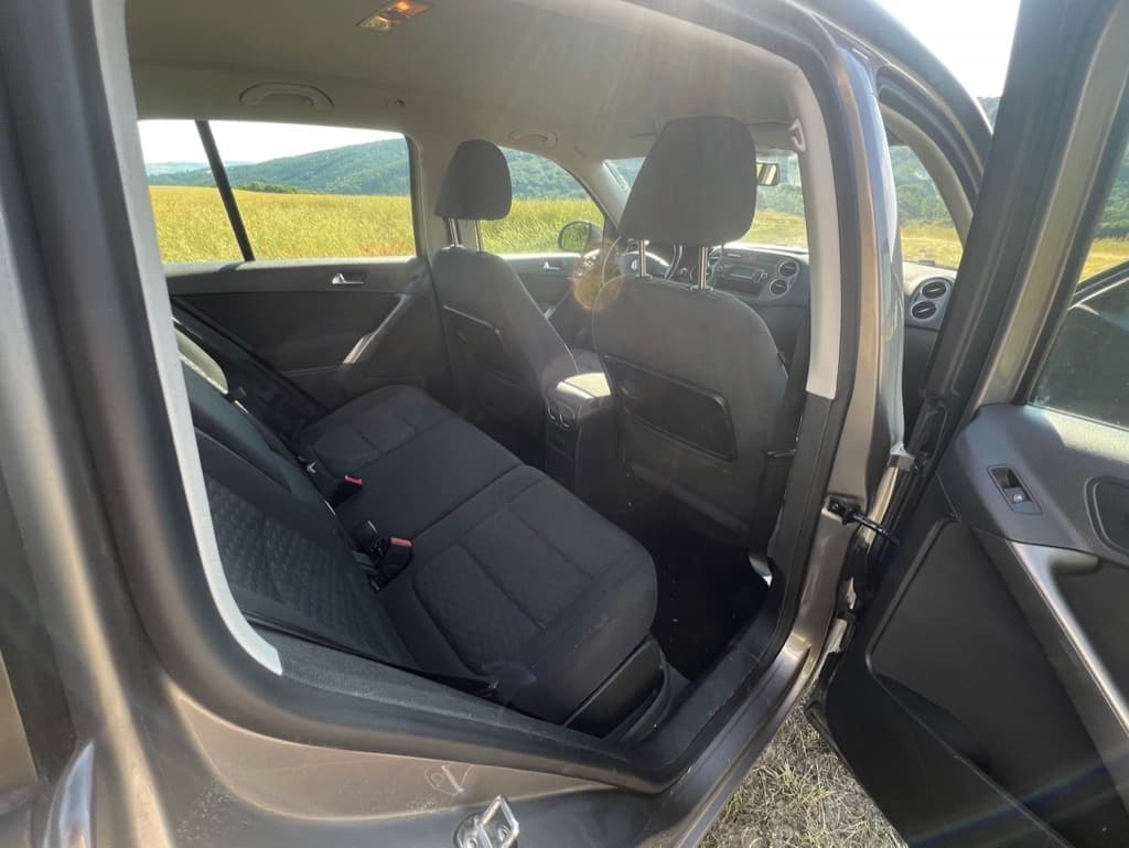 2009 Volkswagen TIGUAN - 8