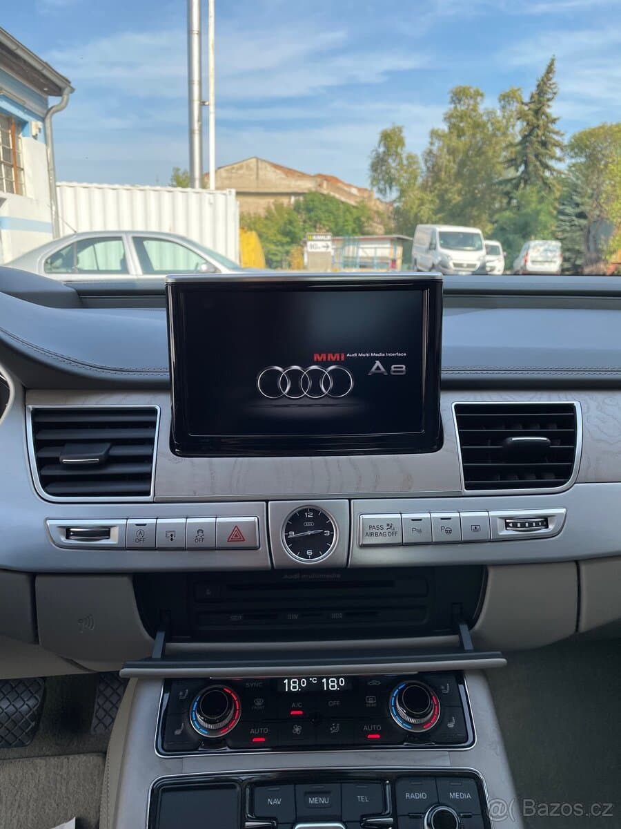 2015 Audi A8 - 8