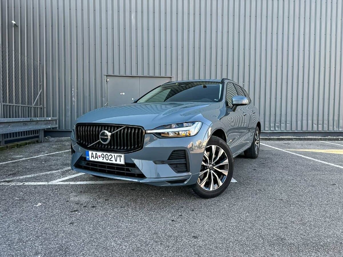 2022 Volvo XC60 - 8