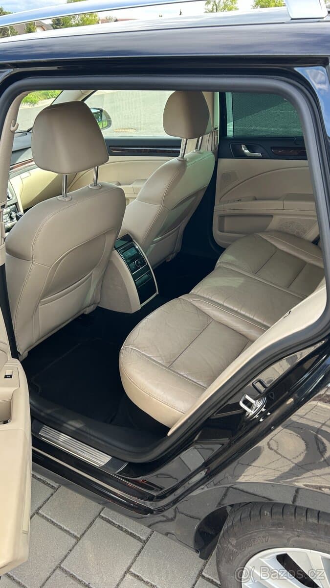 2014 Škoda SUPERB - 8