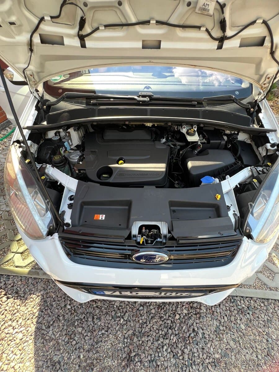 2011 Ford S-MAX - 8