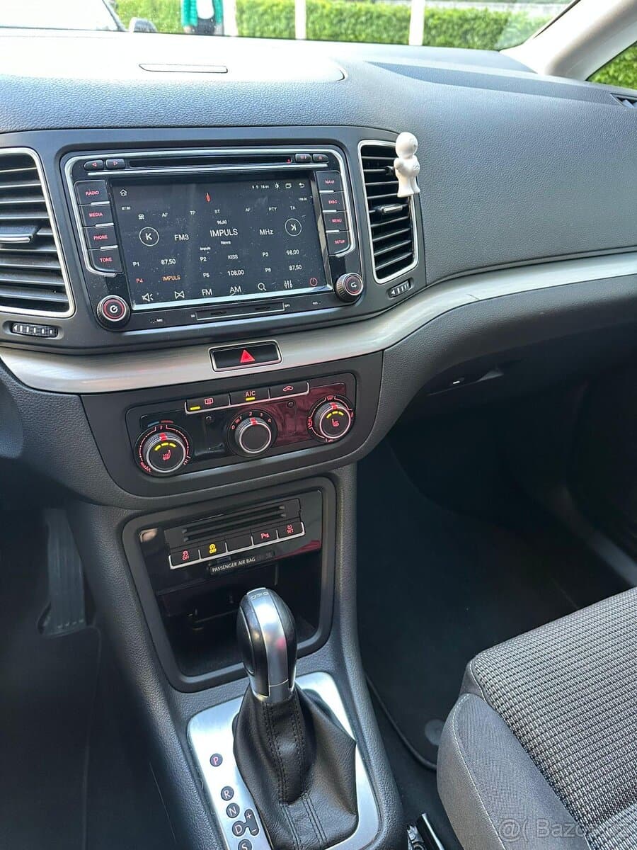 2016 Volkswagen SHARAN - 8