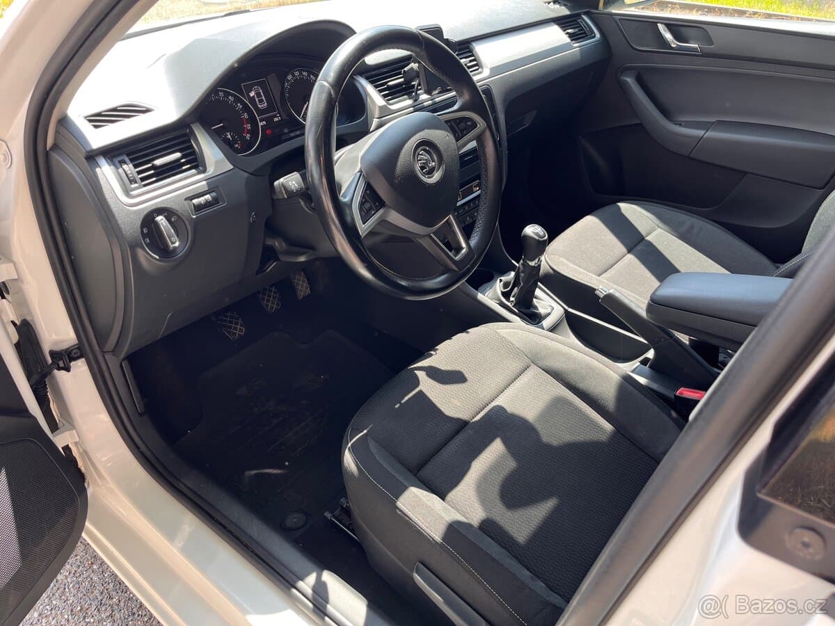 2015 Škoda RAPID - 8