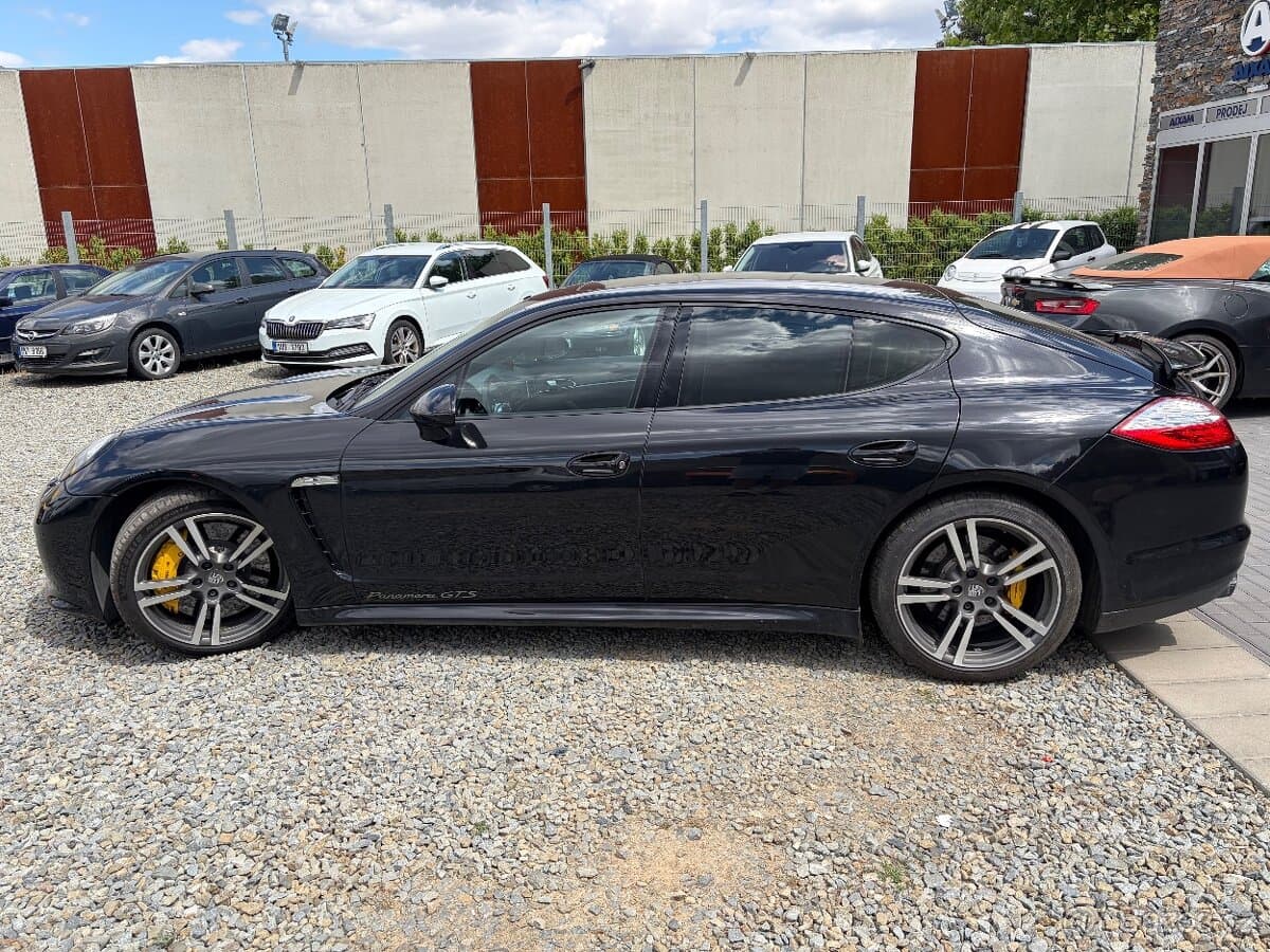 2012 Porsche PANAMERA - 8