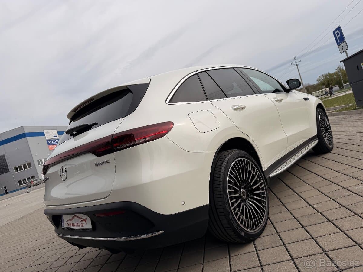 2021 Mercedes-Benz EQC - 8