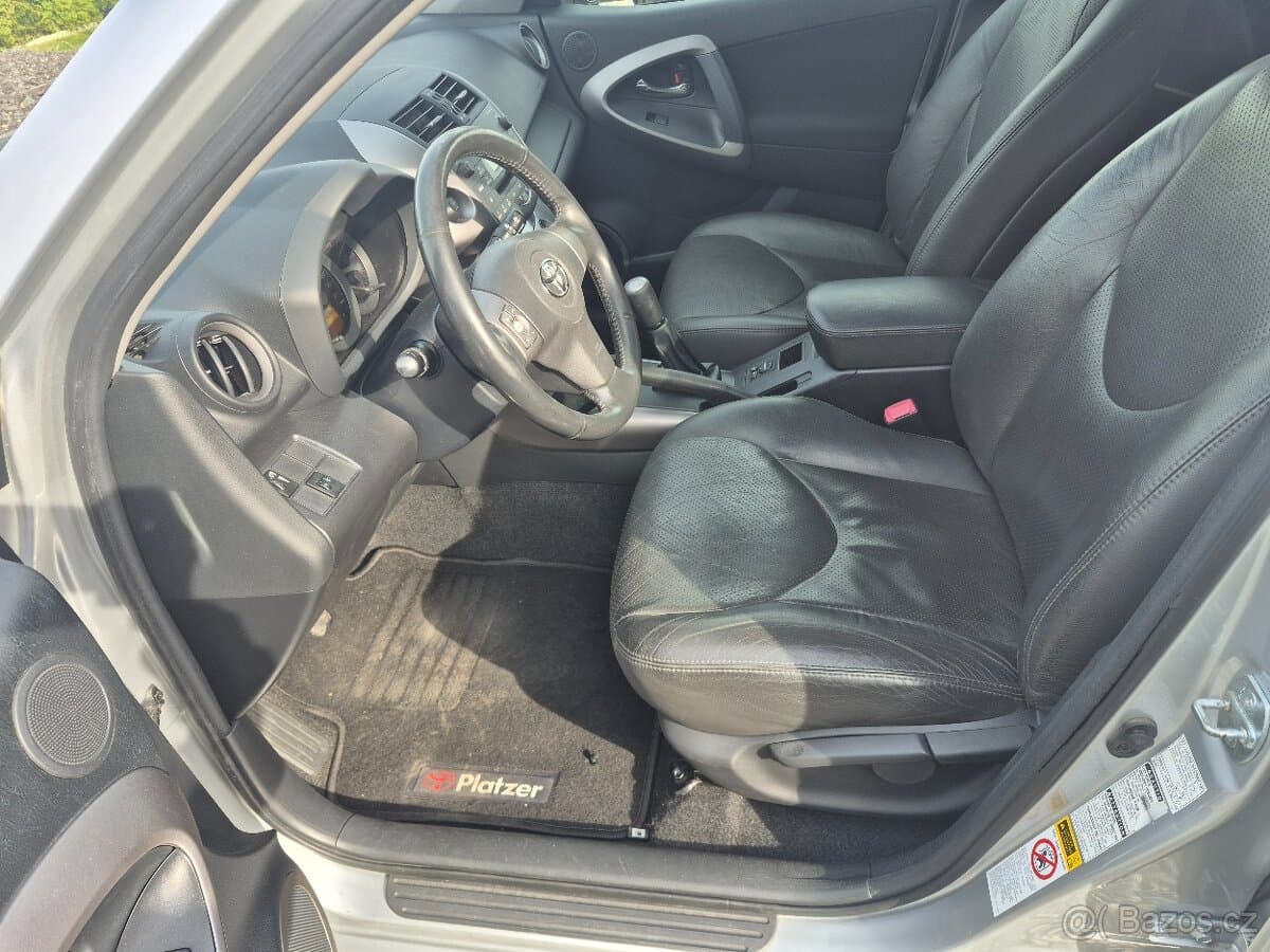 2009 Toyota RAV4 - 8