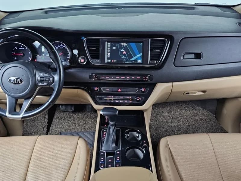 2020 Kia CARNIVAL - 8