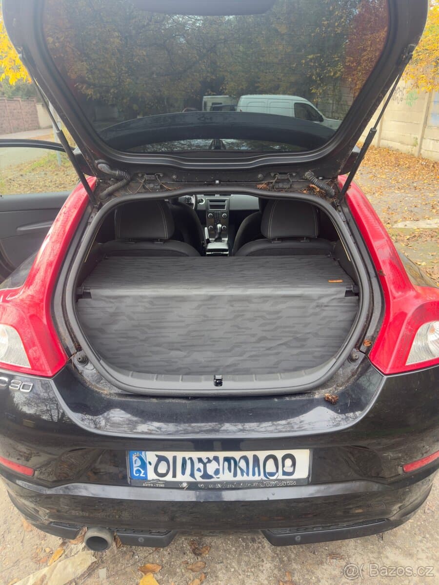 2011 Volvo C30 - 8