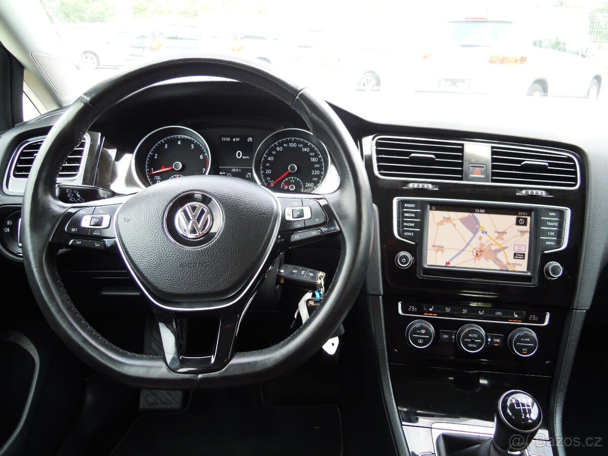 2016 Volkswagen GOLF - 8