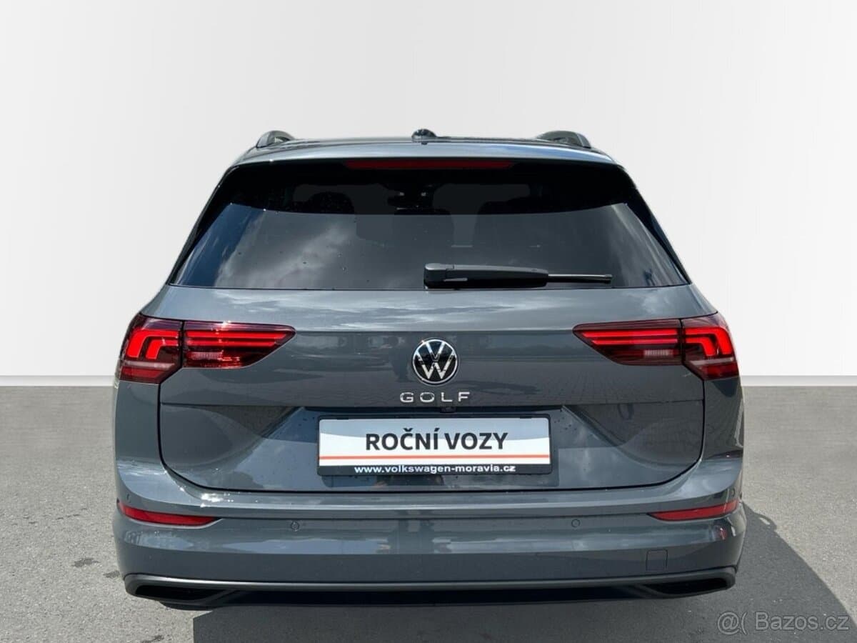 Volkswagen GOLF - 8