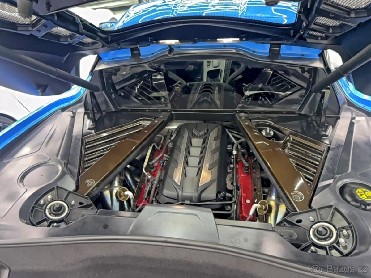 2021 Chevrolet CORVETTE - 8