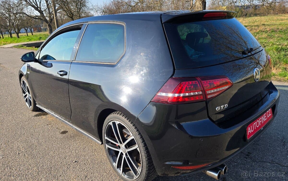 2014 Volkswagen GOLF - 8