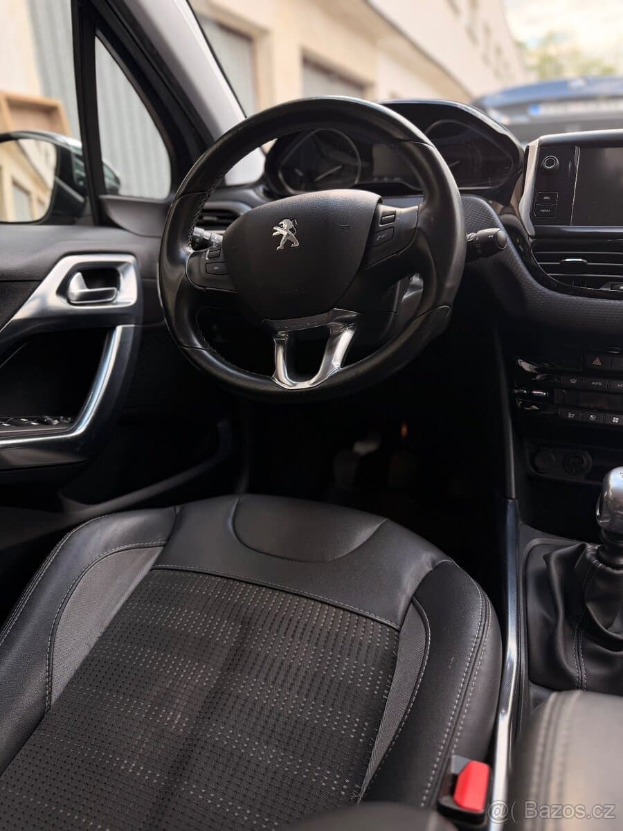 2015 Peugeot 2008 - 8