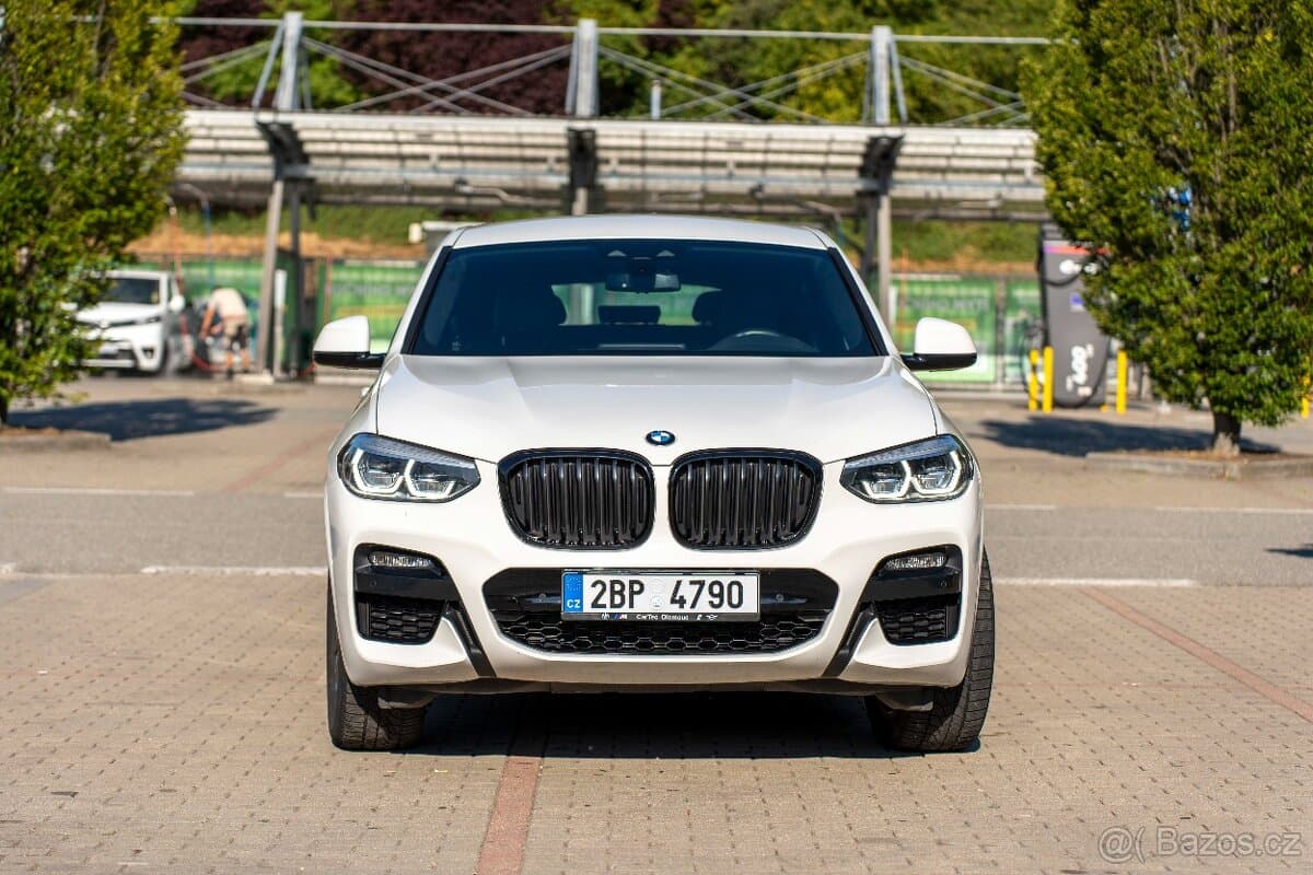 2021 BMW X4 - 8