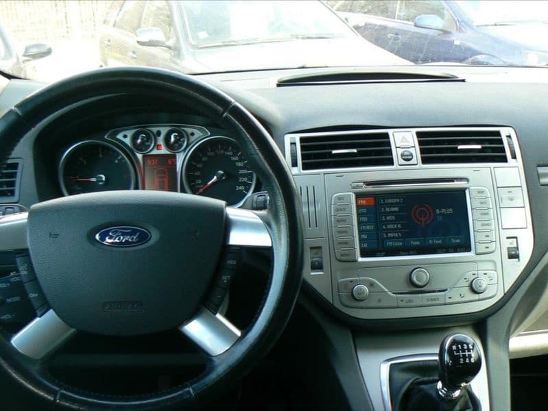 2009 Ford KUGA - 8