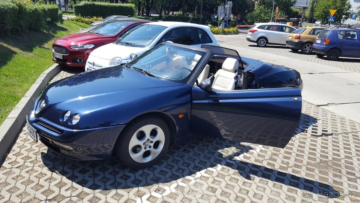 2000 Alfa Romeo SPIDER - 8