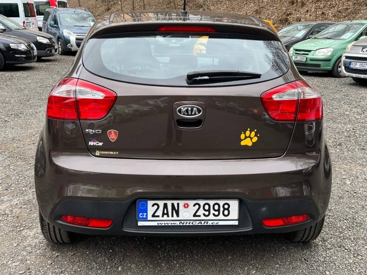 2011 Kia RIO - 8
