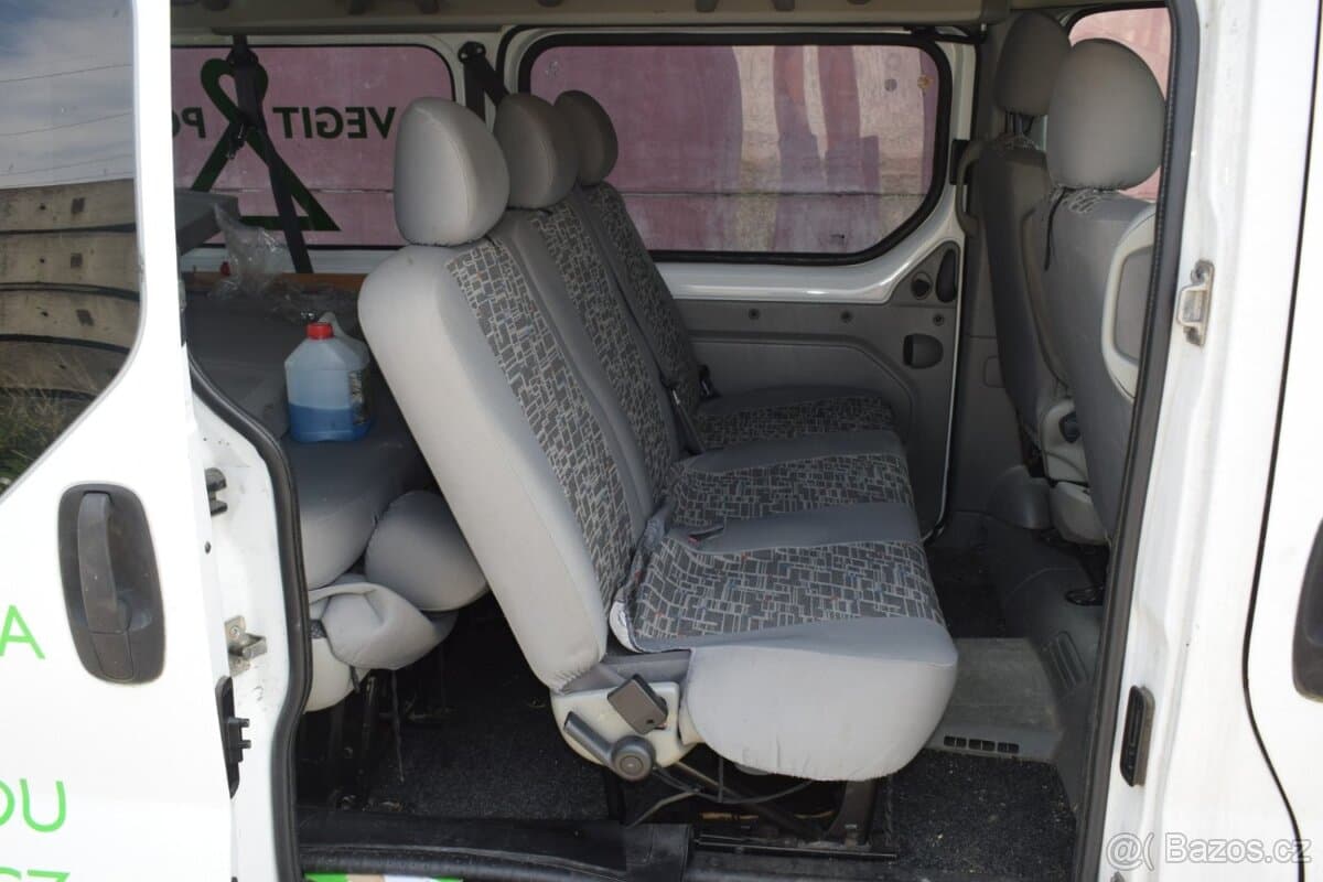2011 Opel VIVARO - 8