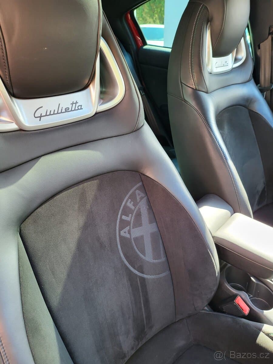 2015 Alfa Romeo GIULIETTA - 8