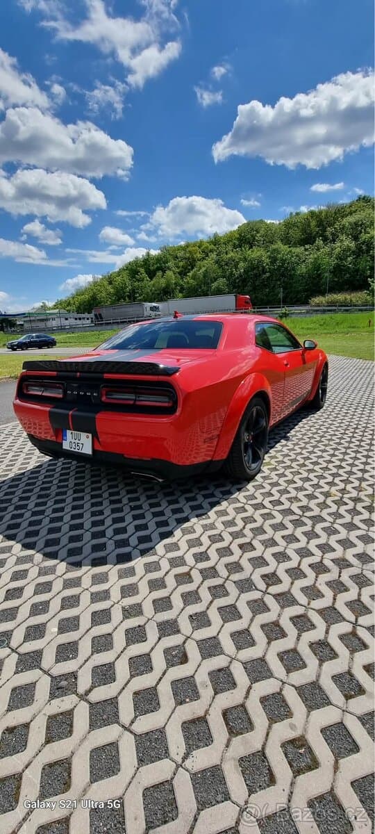 2016 Dodge CHALLENGER - 8