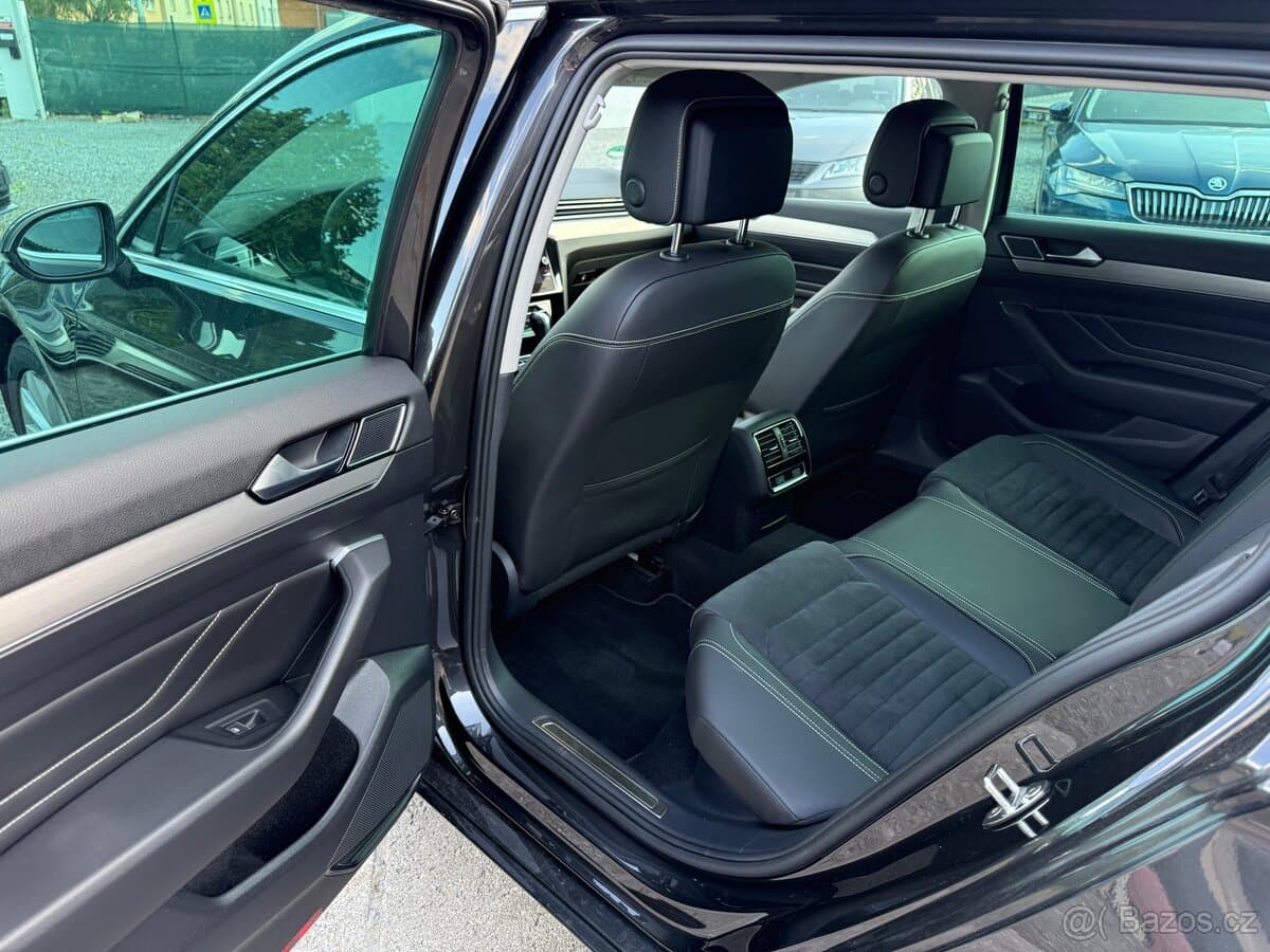 2021 Volkswagen PASSAT - 8