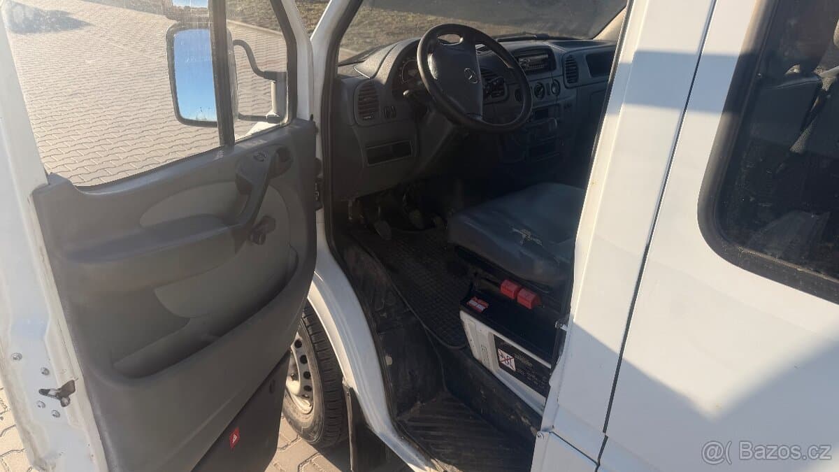 Mercedes-Benz SPRINTER - 8