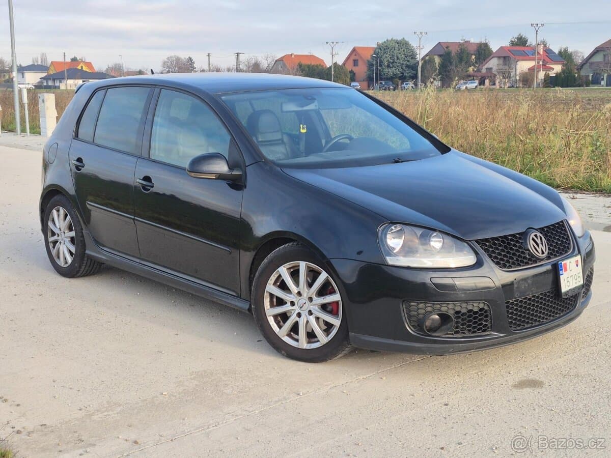 2005 Volkswagen GOLF - 8