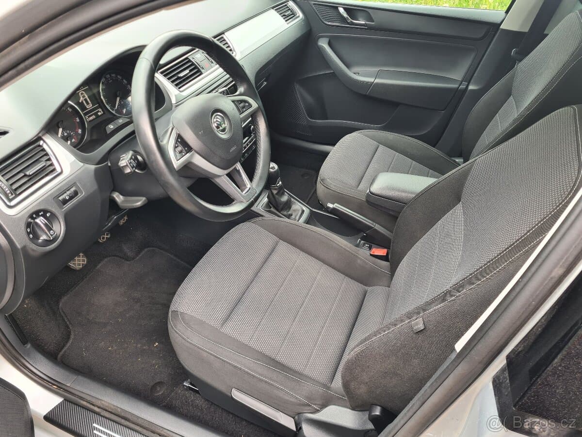 2015 Škoda RAPID - 8