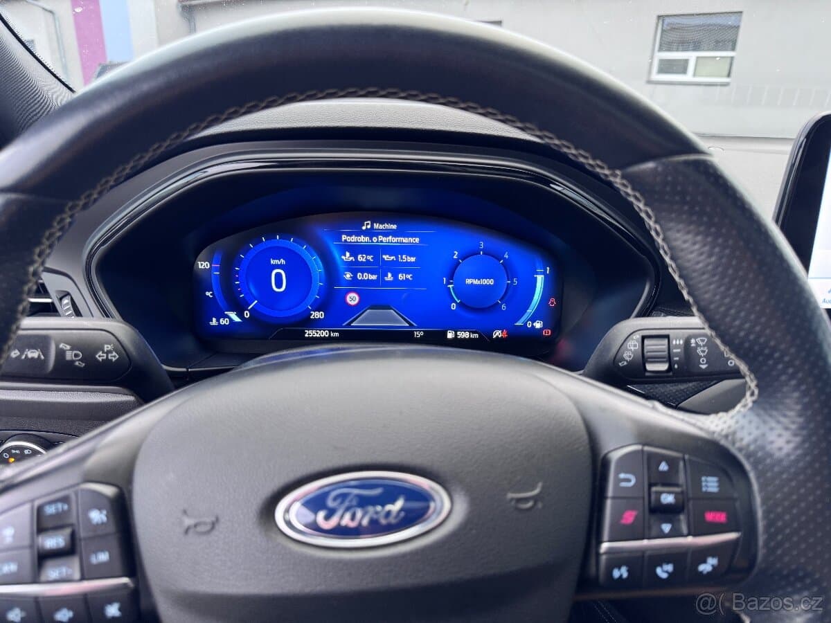 2020 Ford FOCUS - 8