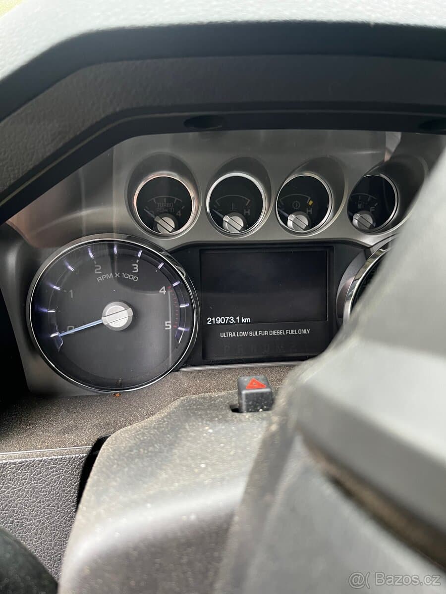 Ford F-250 - 8