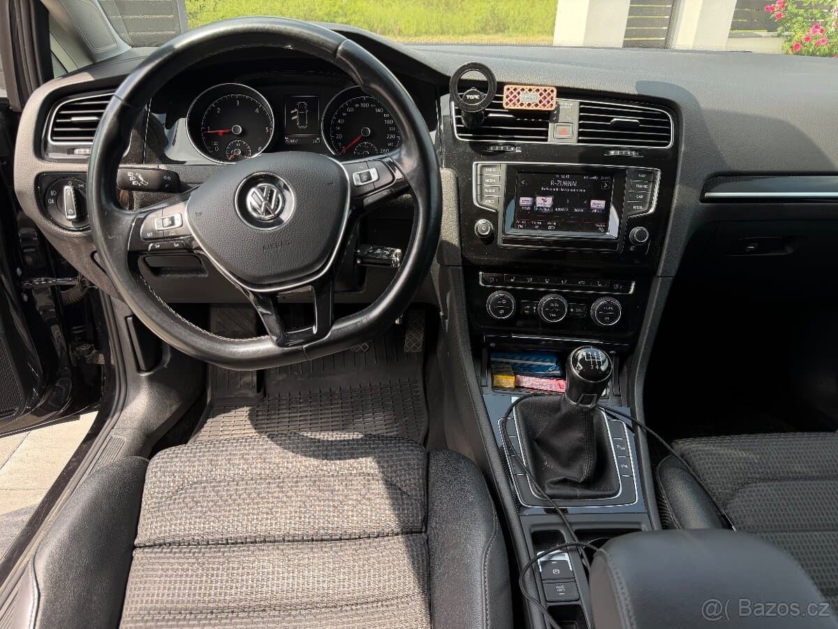 2015 Volkswagen GOLF - 8
