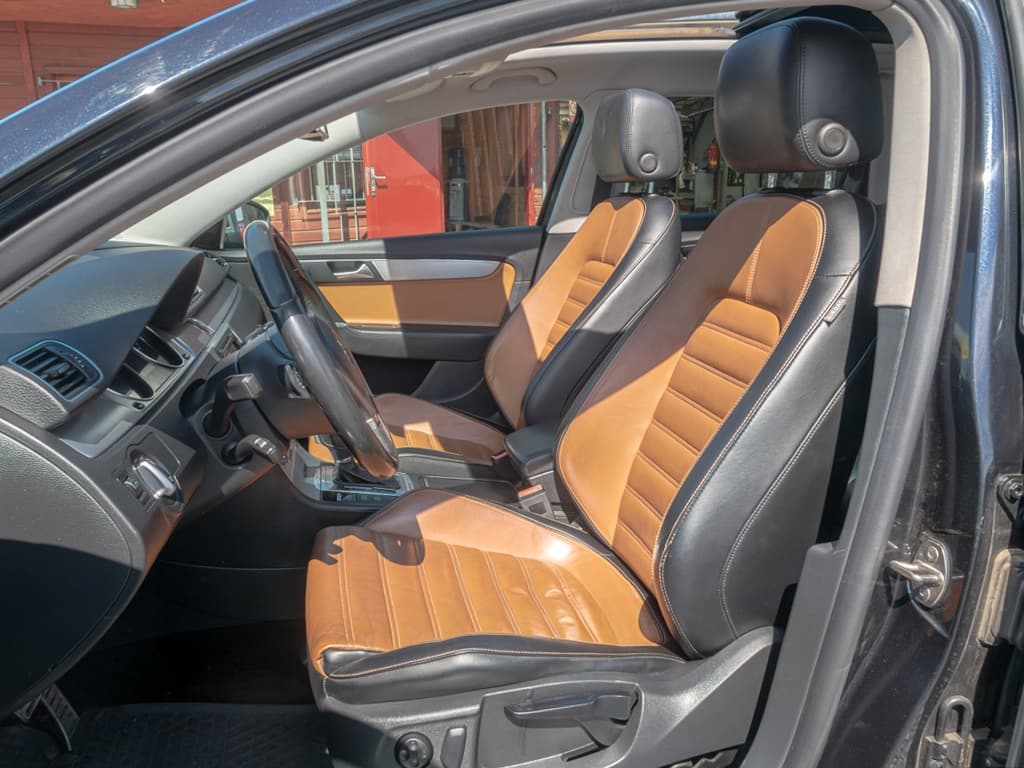 2012 Volkswagen PASSAT - 8