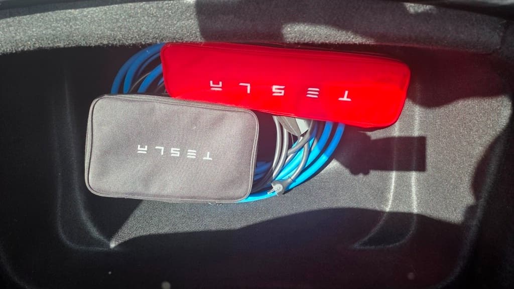 2023 Tesla MODEL Y - 8