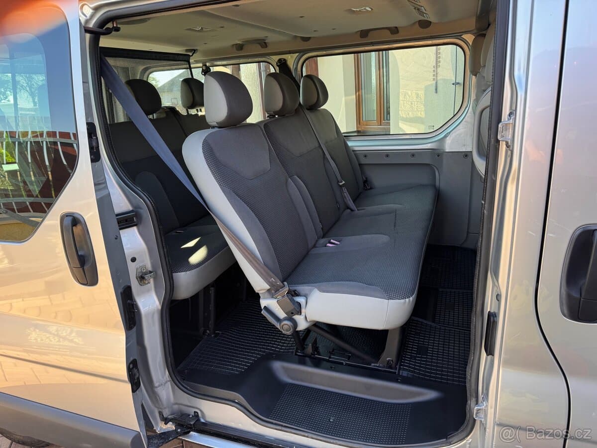2011 Opel VIVARO - 8