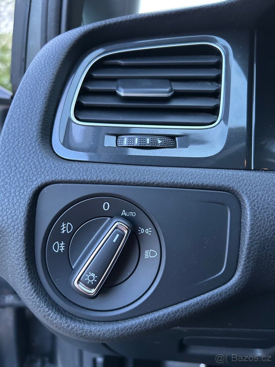 2017 Volkswagen GOLF - 8