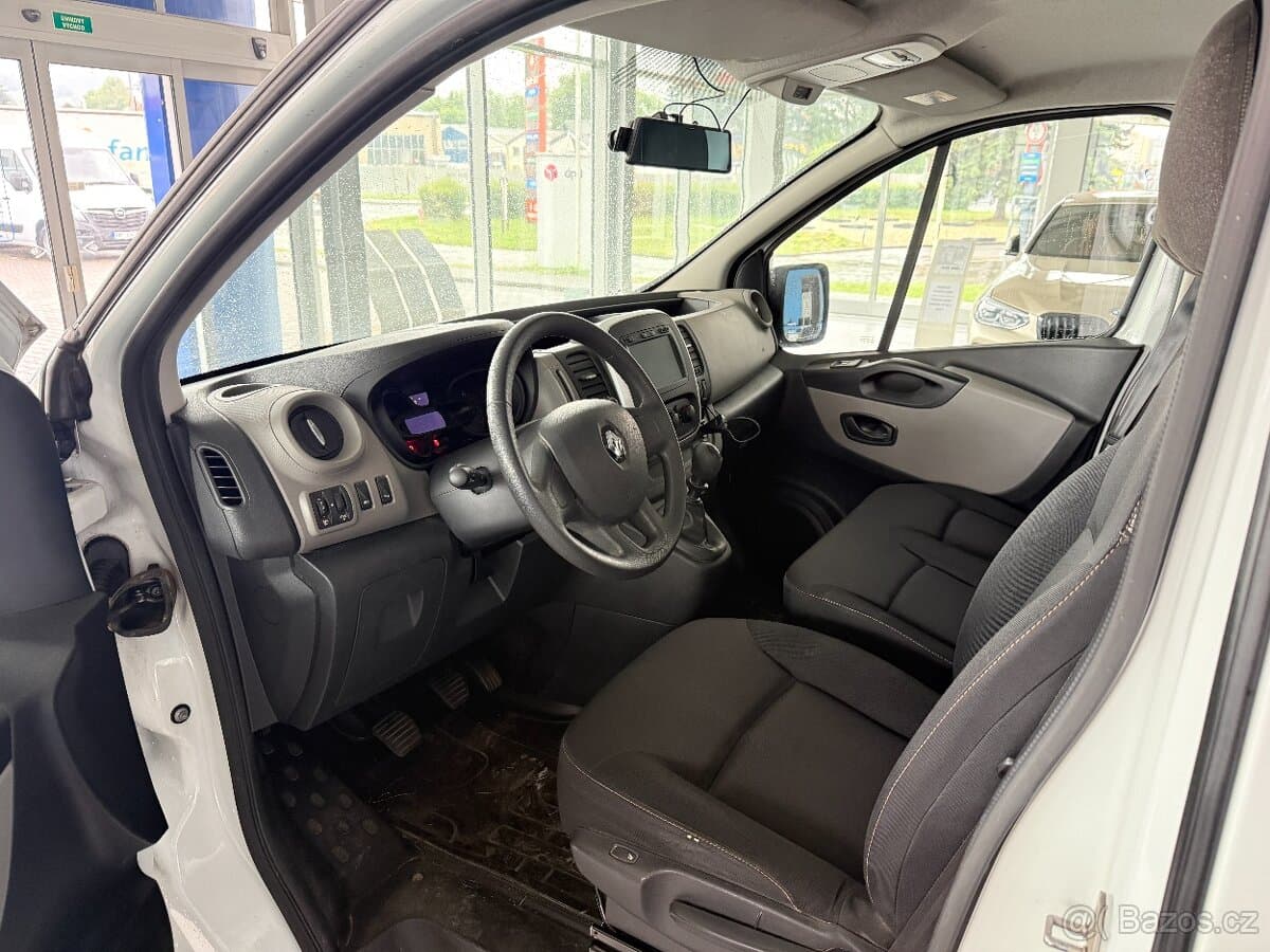 2019 Renault TRAFIC - 8