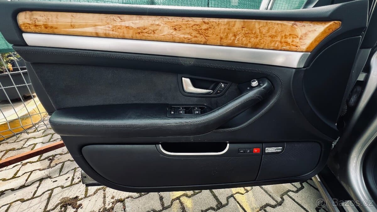 2004 Audi A8 - 8