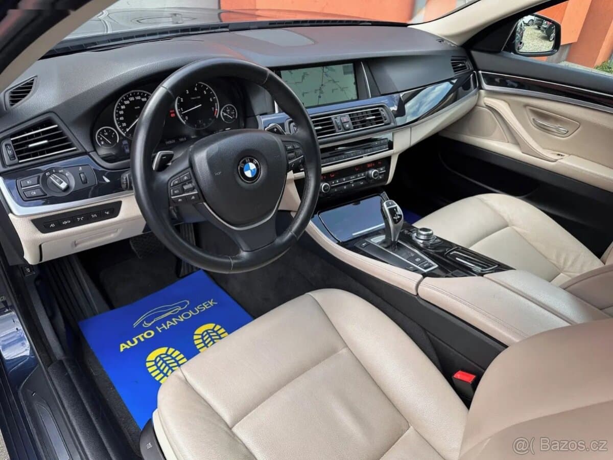 2011 BMW 5-SERIES - 8