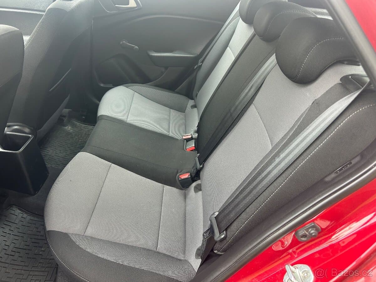 2018 Hyundai i20 - 8
