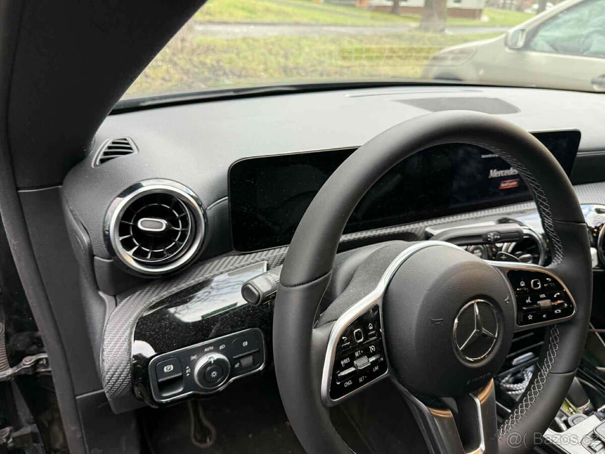 2021 Mercedes-Benz CLA - 8