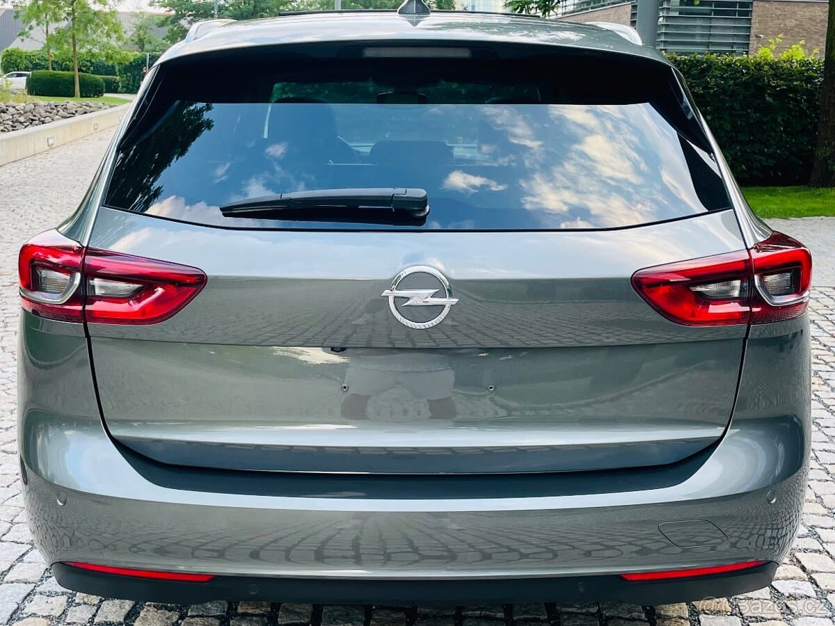 2017 Opel INSIGNIA - 8