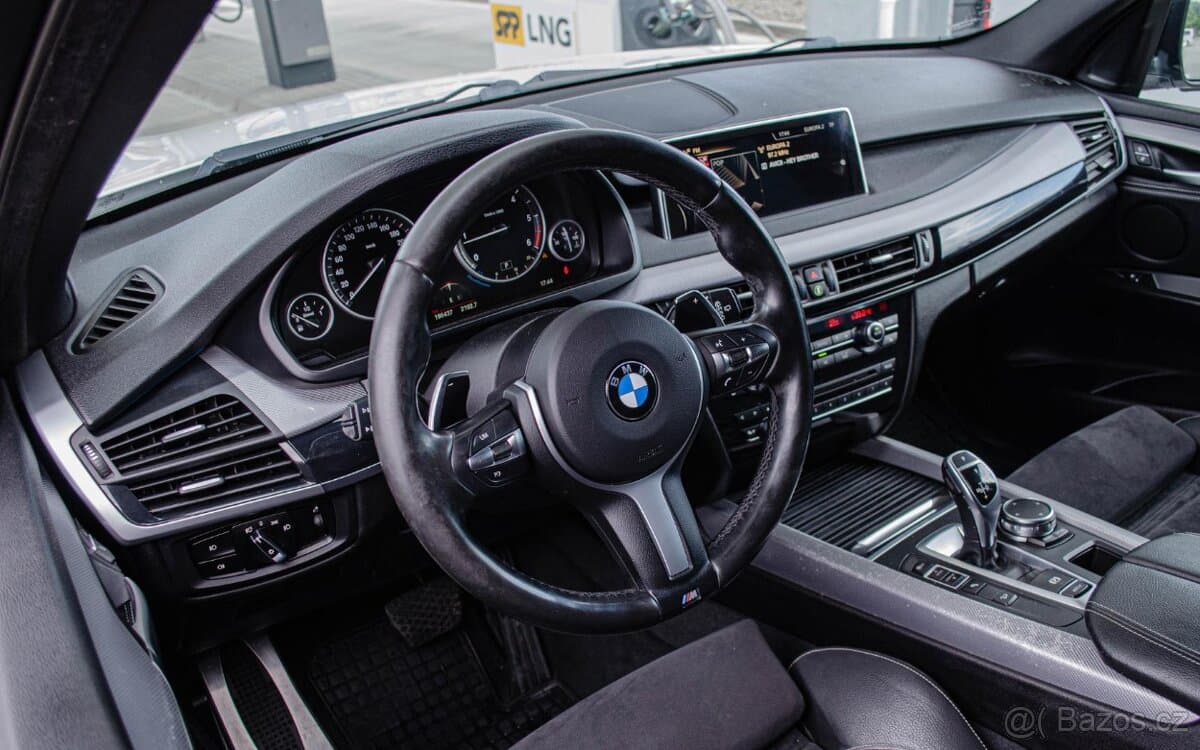 2015 BMW X5 - 8