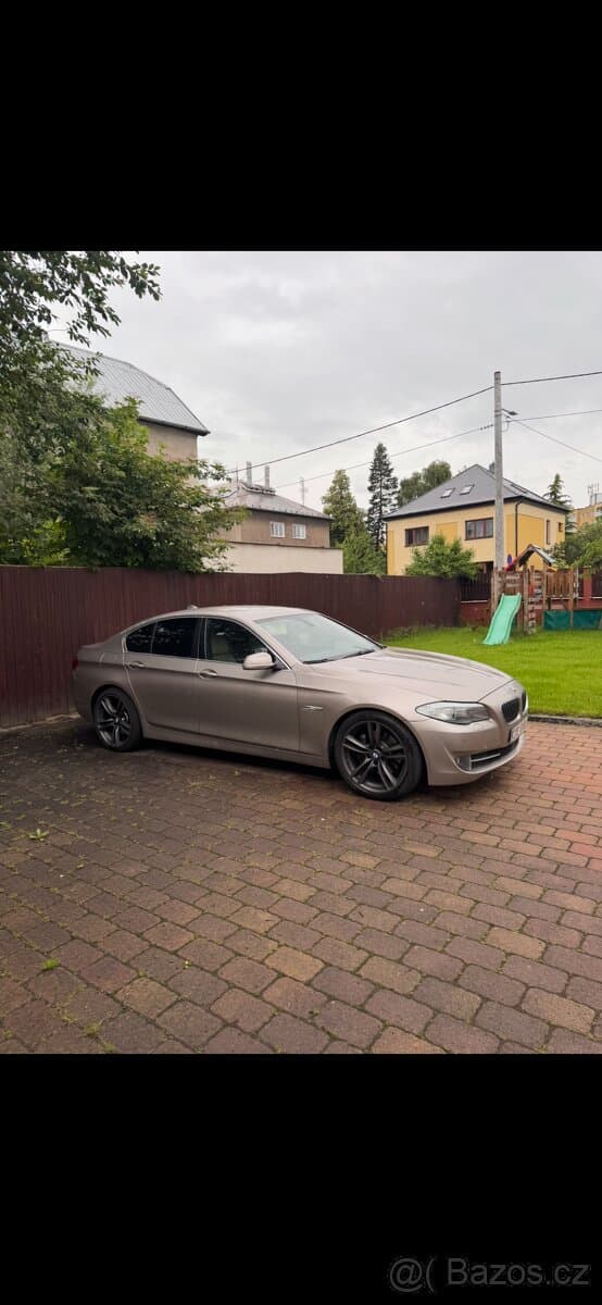 BMW 5-SERIES - 8