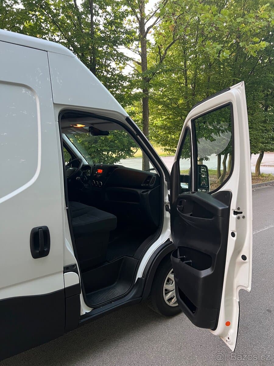 2017 Iveco OSTATNÍ - 8